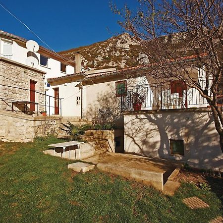 2 Bedroom Awesome Apartment In Plomin Εξωτερικό φωτογραφία